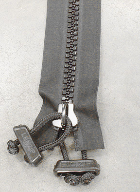 Heavy duty zipper, 6' long